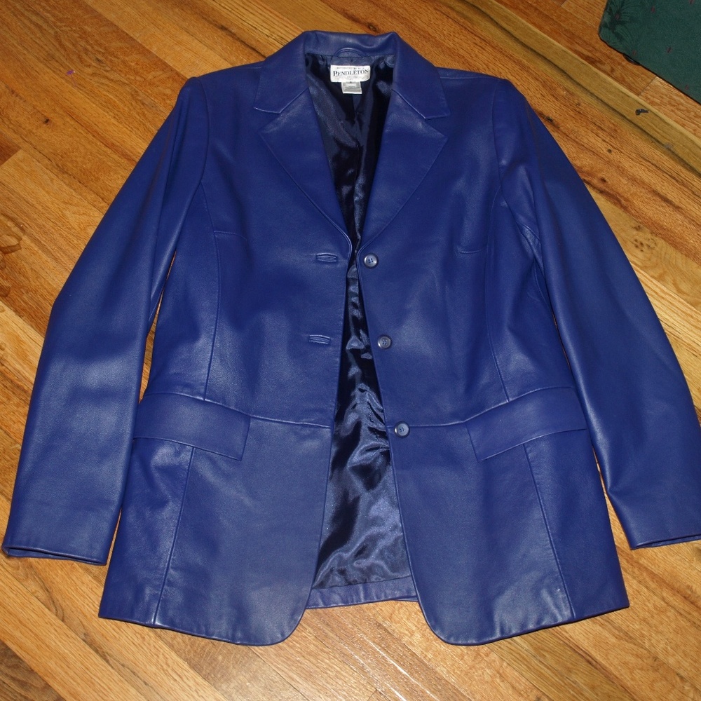 Woman's Jacket - Pendleton